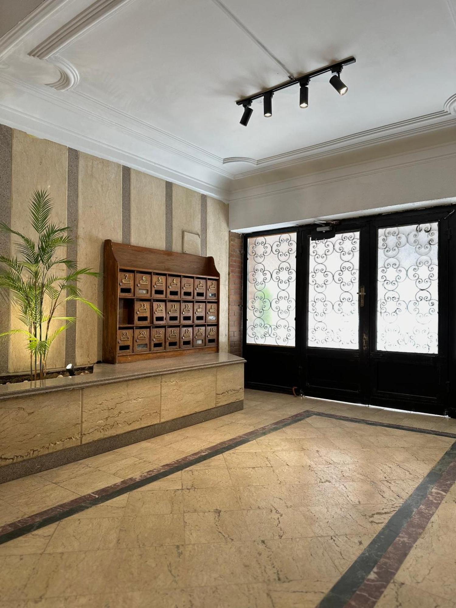 Spacious, Luxurious 3-bedroom In Nasr For Families & Corporates Kairo