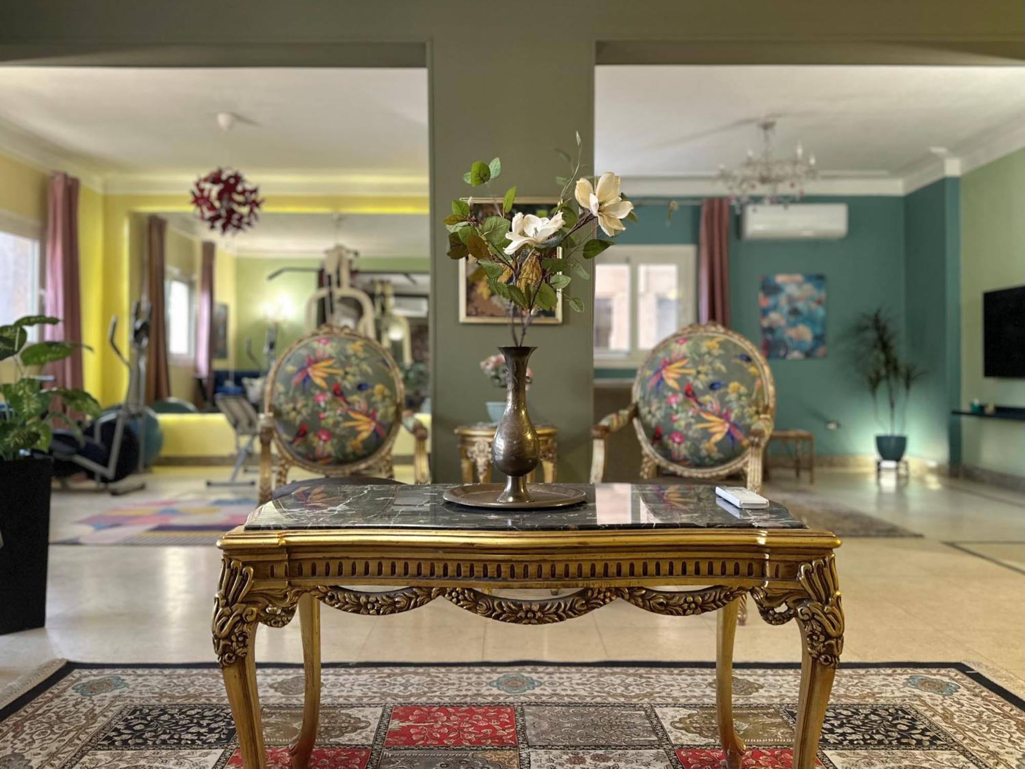 Spacious, Luxurious 3-bedroom In Nasr For Families & Corporates Appartement Caïro